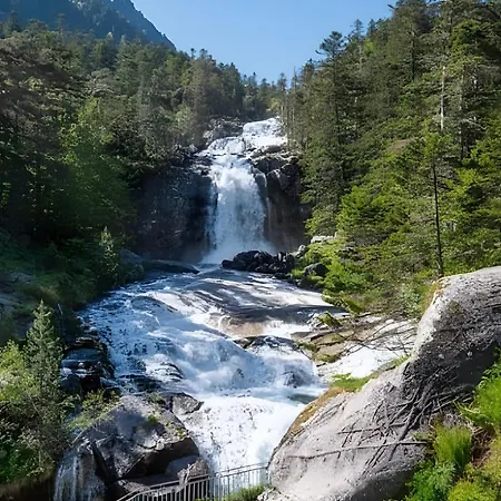 Σπίτι διακοπών Eden Des Pyrenees Avec Sauna *